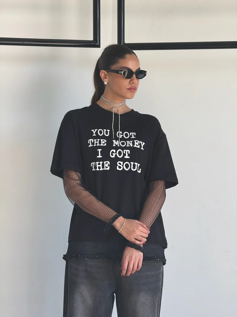 חולצת אולי בצבע שחור
